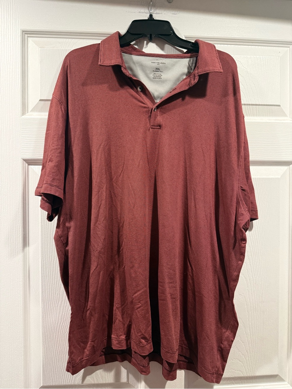 Van Heusen Men's Polo in Brick Red. Size XXL